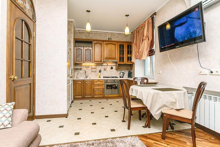 Amazing Two Beds In The Klovskiy Spusk Daire Kiev Dış mekan fotoğraf