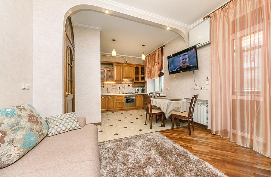 Amazing Two Beds In The Klovskiy Spusk Daire Kiev Dış mekan fotoğraf